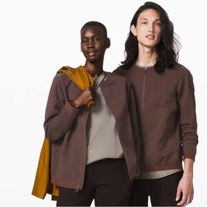 Lululemon Lab Refract Track Jacket
Unisex Large Dark Cedar